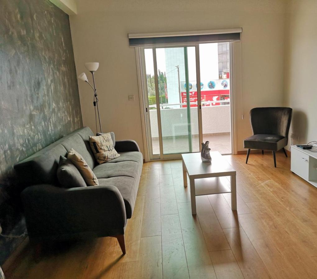 Kalidonia Residence Suite Nicosia , Spacious 2 Bedroom Suite With Office מראה חיצוני תמונה